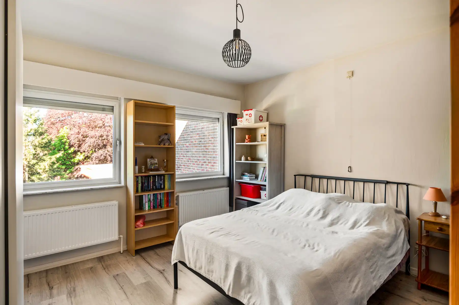 Instapklare woning met 2 kamers, tuin en garage foto 7