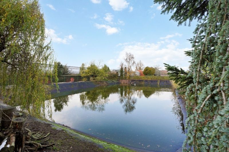 Landelijke woning met loods foto 6