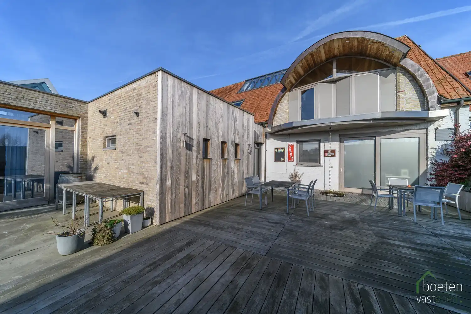 BEVEREN AAN DE IJZER: Verkoop van het alom gekende praat- en eetcafé 't Geheim Spoor in het schilderachtige Beveren aan de IJzer op 11a 50ca grondopp. foto 9