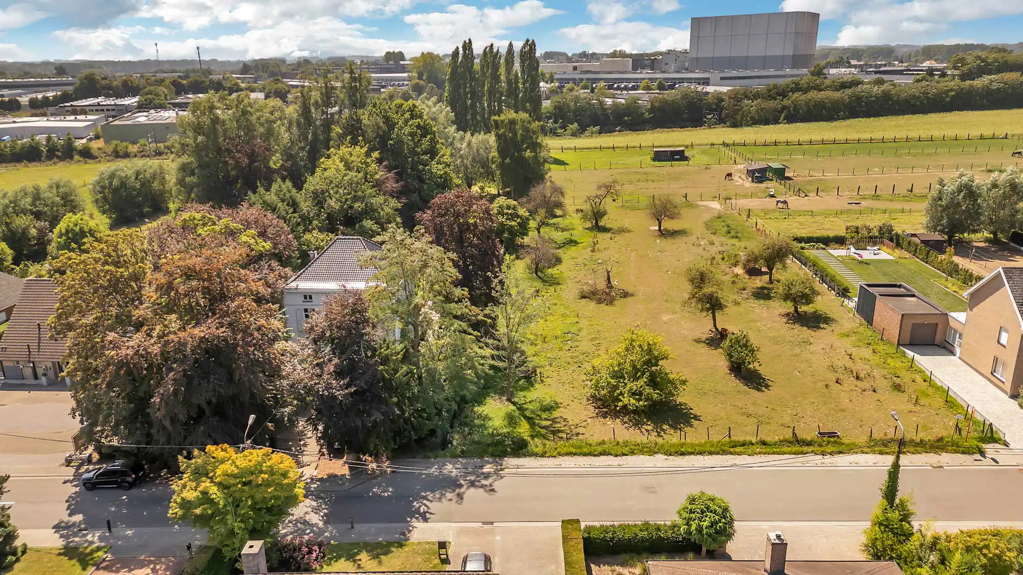 Bouwgrond voor HOB op een rustige en landelijke locatie foto 3