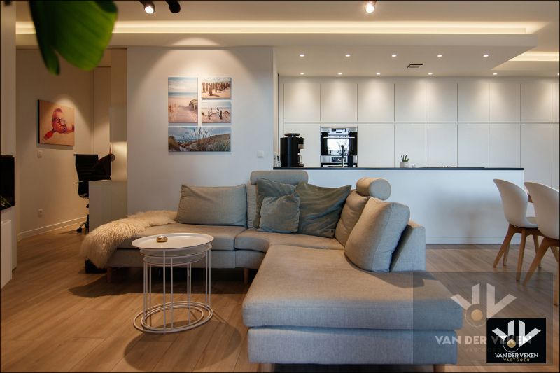 APPARTEMENT MET 2 SLAAPKAMERS “RESIDENTIE ZUIDZICHT” GELIJKVLOERS GRENZEND AAN BINNENTUIN foto 6