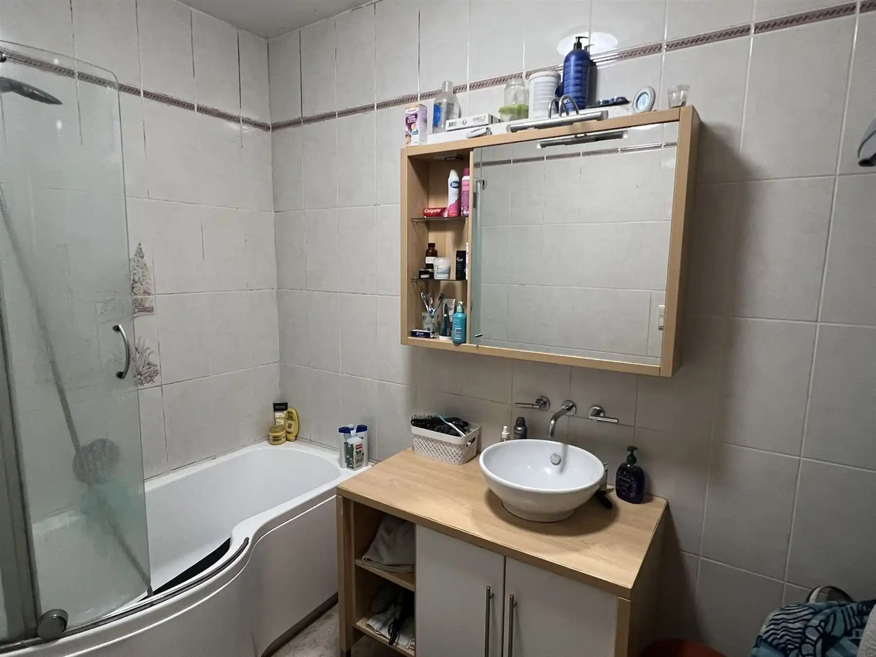 Residentieel gelegen, ruim en praktisch appartement foto 4