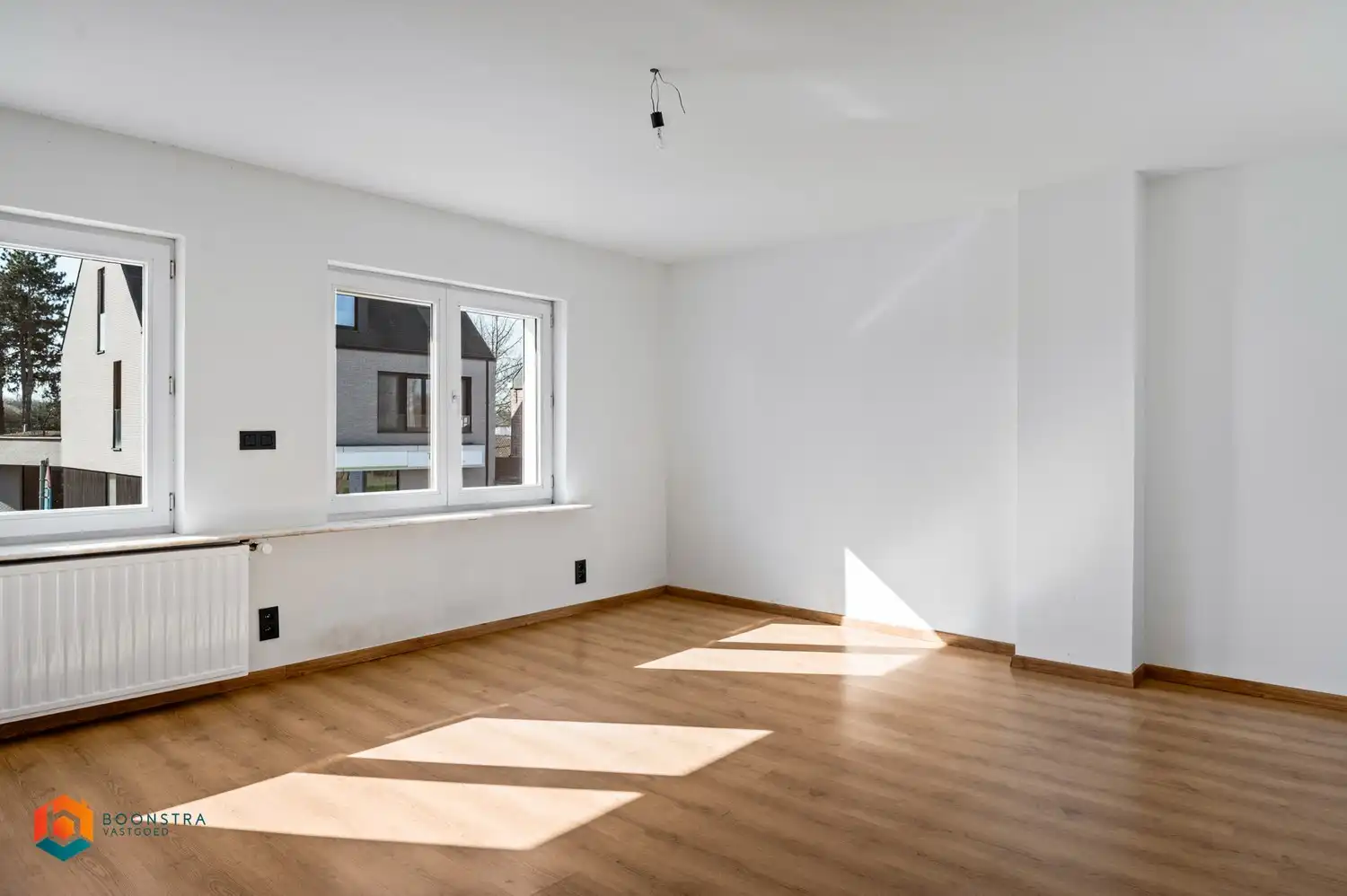 Instapklare woning met 3 slpkrs en tuin foto 11