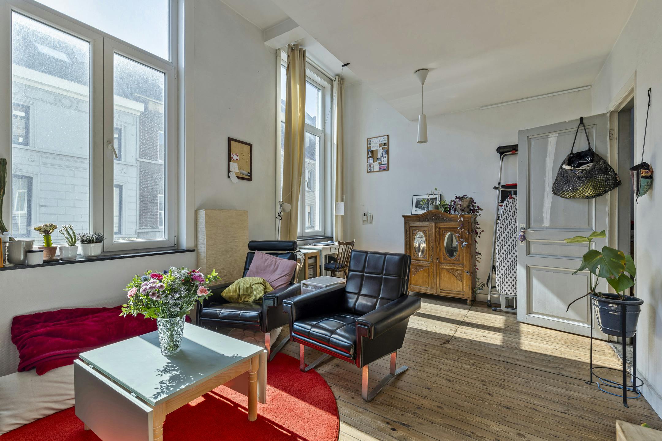 Hoofdfoto van de publicatie: Handelshuis te koop in Gent