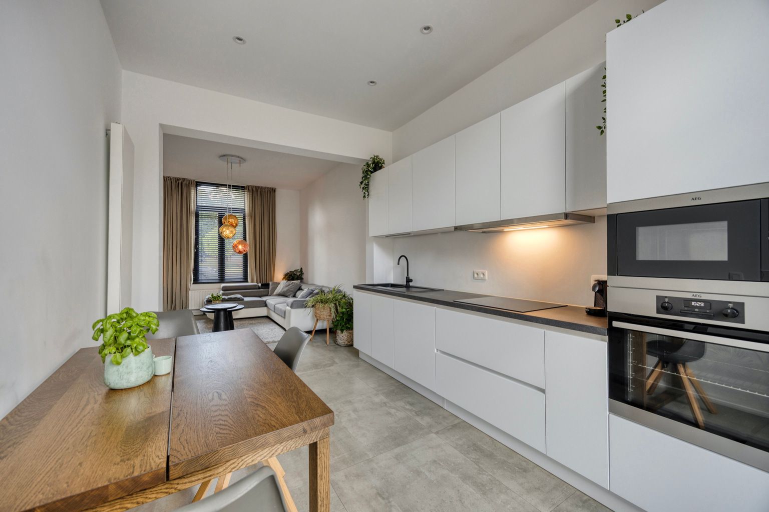 Volledig gerenoveerde rijwoning met stadstuin in Tienen foto 5