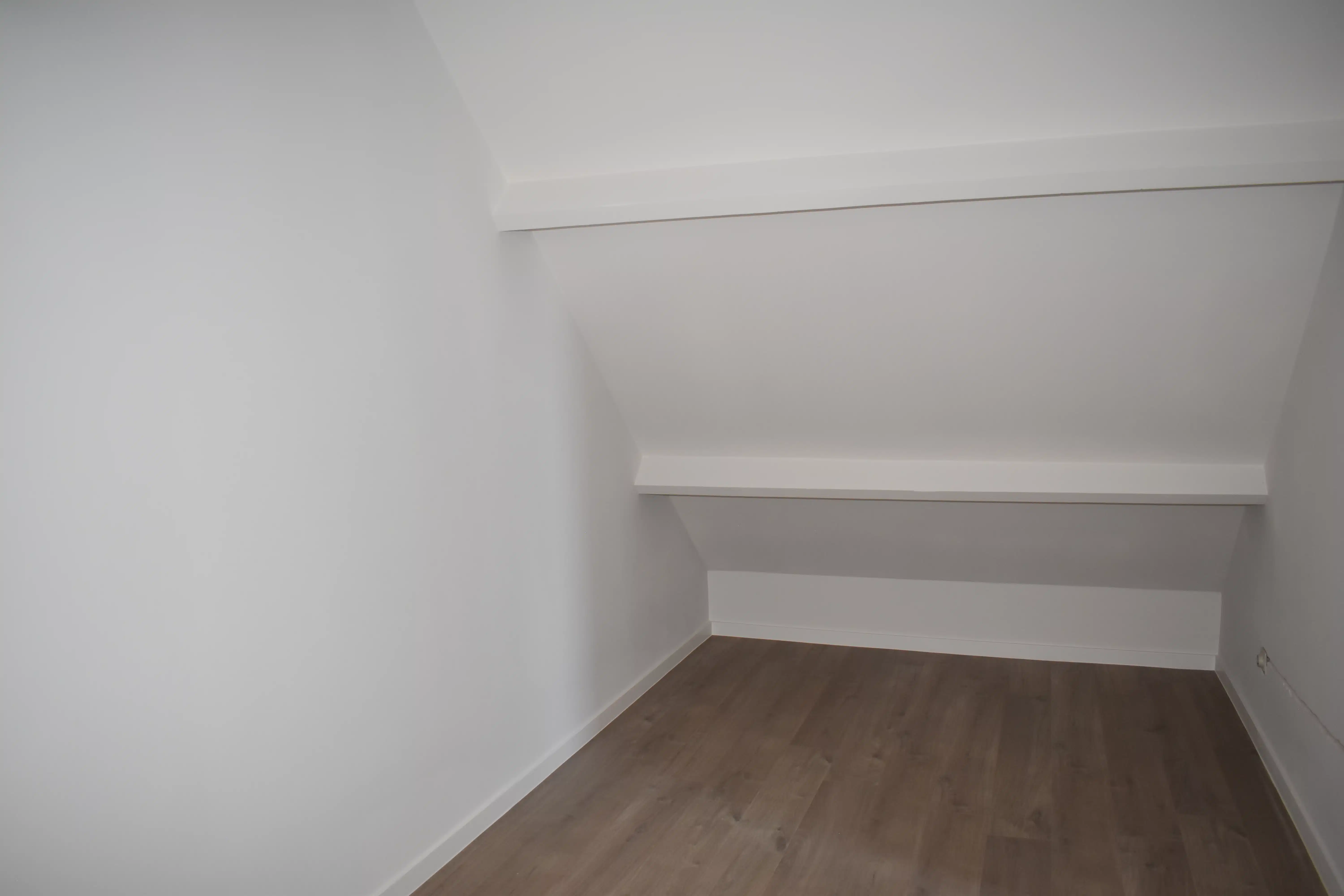 Dakappartement in het centrum van Sint-Truiden foto 11