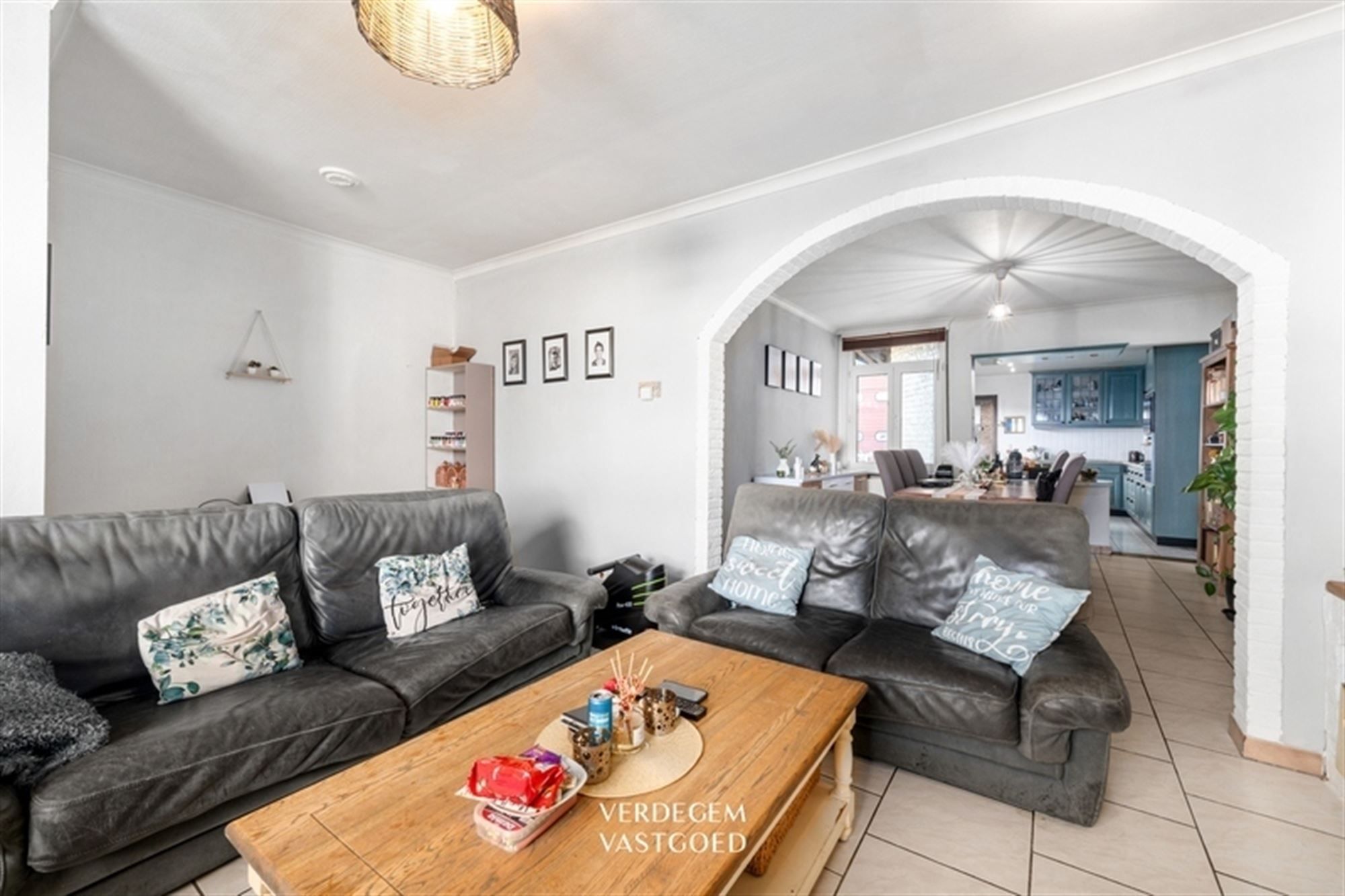 Woning met magazijn van ca. 125m² in de Gentse rand foto 4