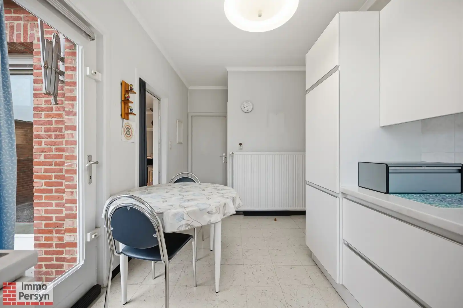 Stevige gezinswoning met 3 slaapkamers en prachtig groen uitzicht foto 14