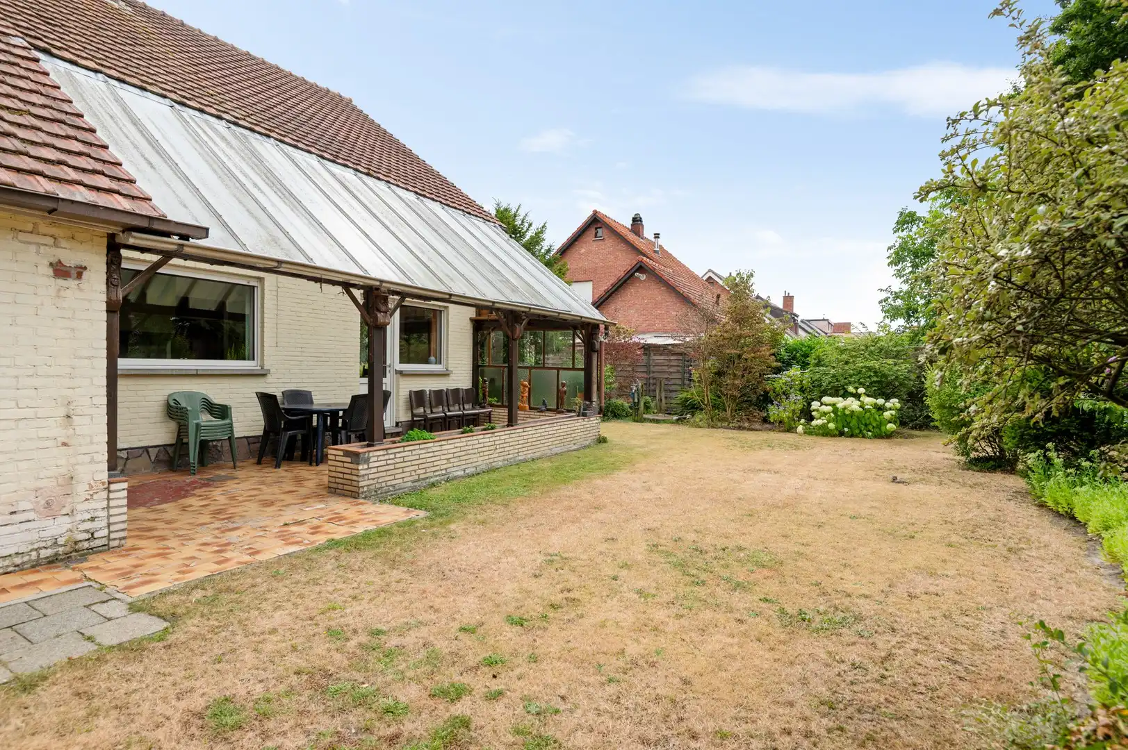 Vrijstaande gezinswoning met prachtige tuin in Brasschaat foto 4