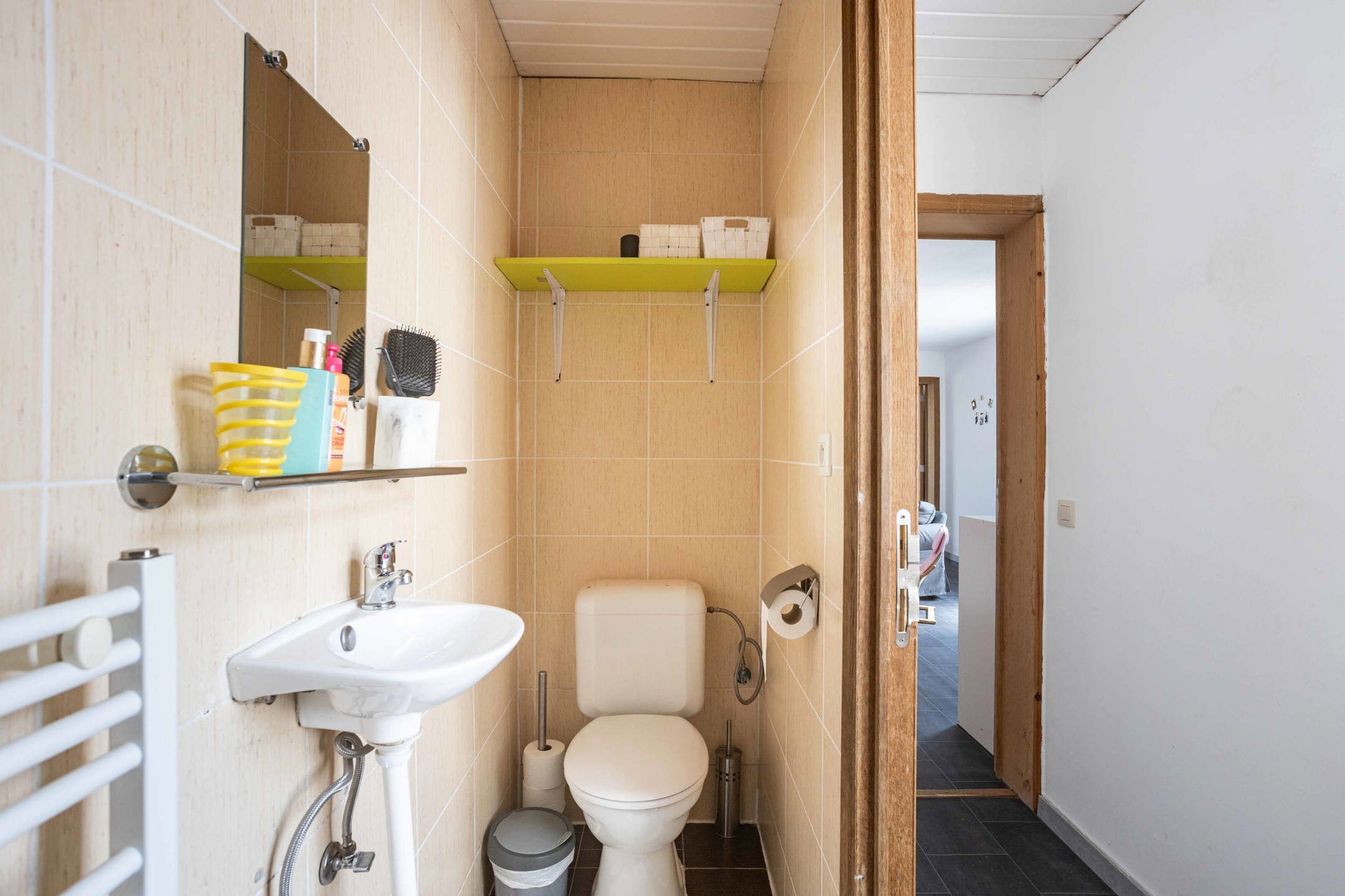 Ruime, instapklare woning met tuin in rustige omgeving! foto 23
