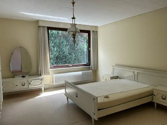Ruime woning foto 13