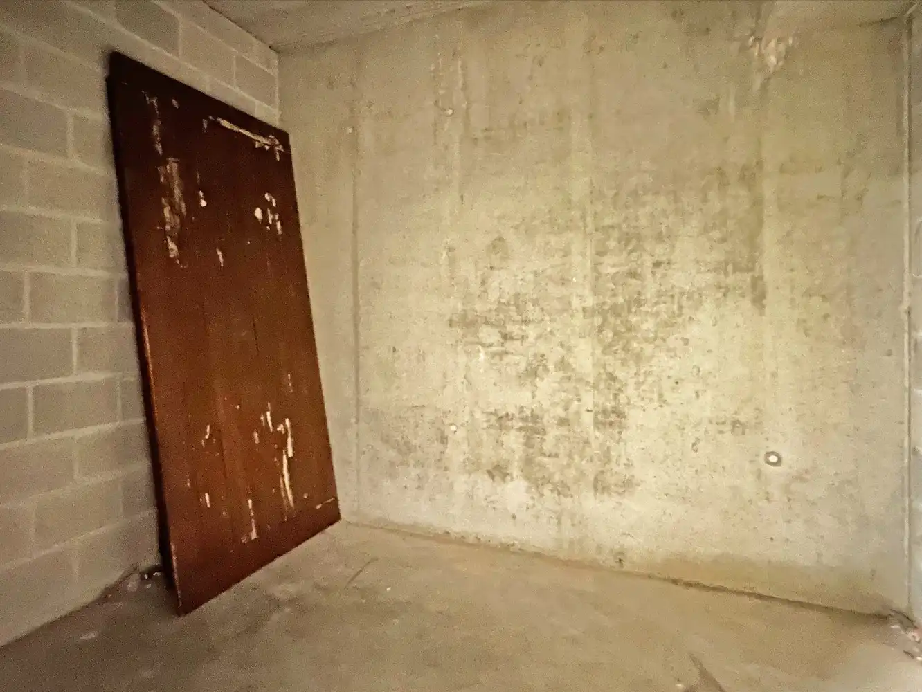 Zes autostaanplaatsen en berging op centrale locatie in Kontich foto 4