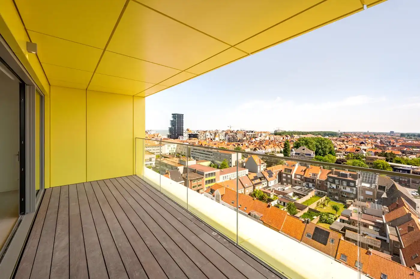 Nieuwbouw appartement met ruim zonnig terras en panoramische zichten foto 4