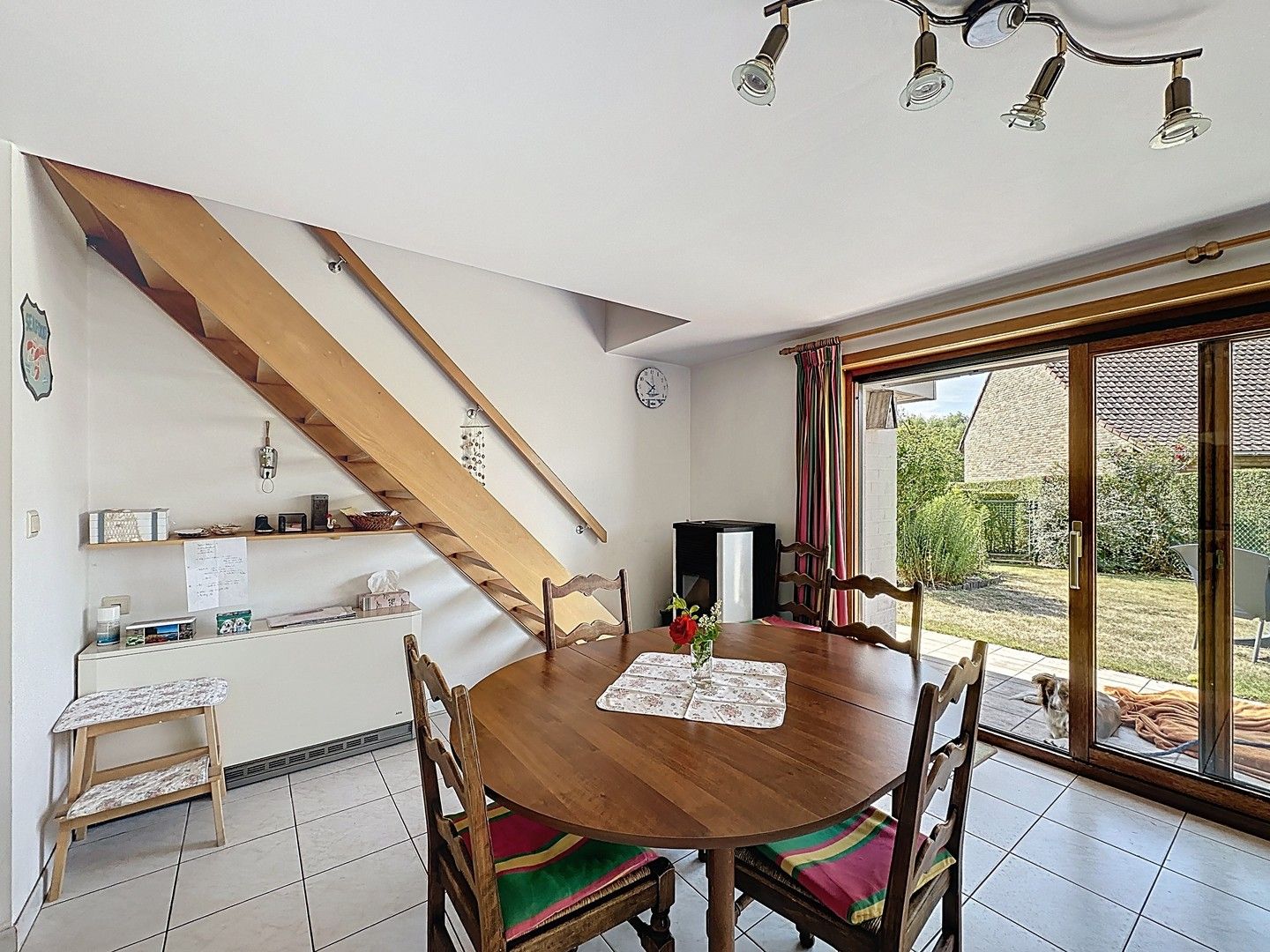 Zongerichte vakantiewoning met gezellig terras, tuin en parking. foto 6