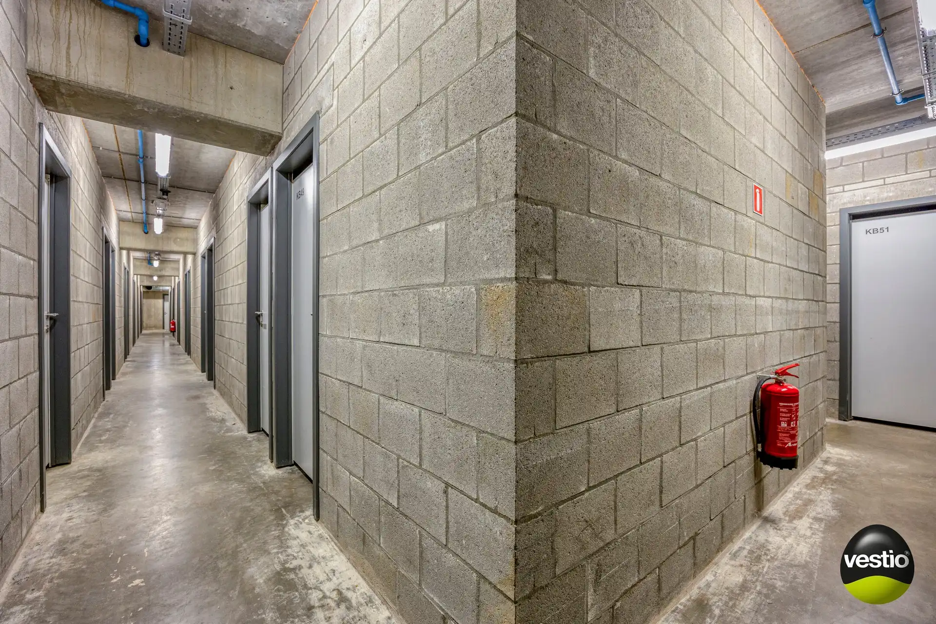 Smaakvol, kwalitatief afgewerkt 2 slaapkamer appartement met terras. foto 17