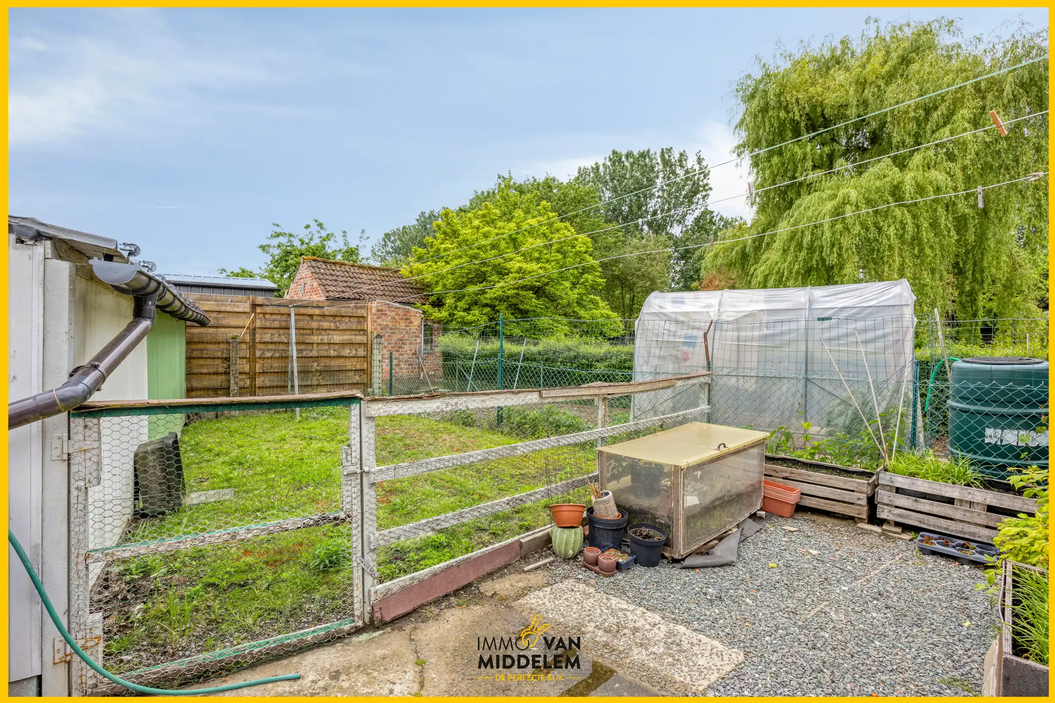 TE MODERNISEREN 3-GEVELWONING MET 3 SLAAPKAMERS op +/-7a27ca foto 24
