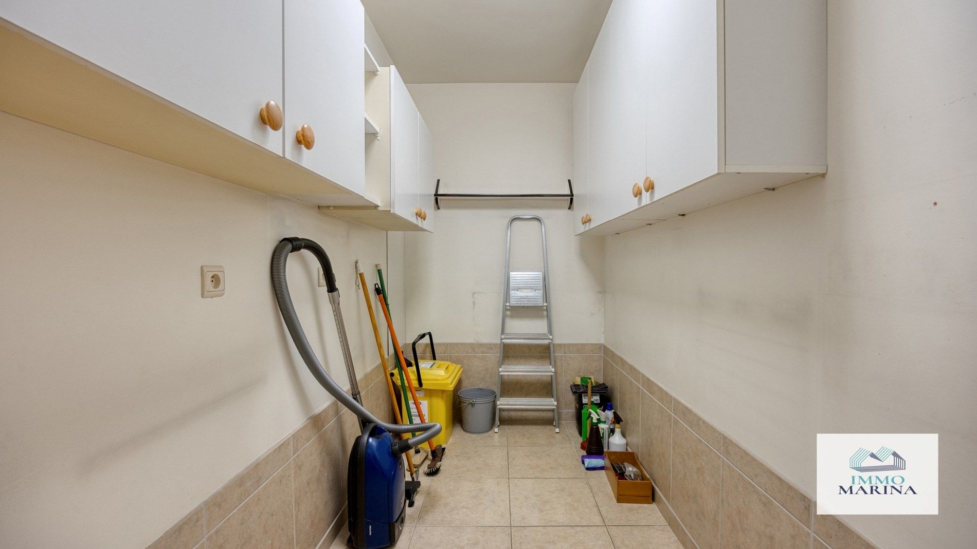 Goed onderhouden gelijkvl app. met 2 slpks en terras te BETEKOM foto 17