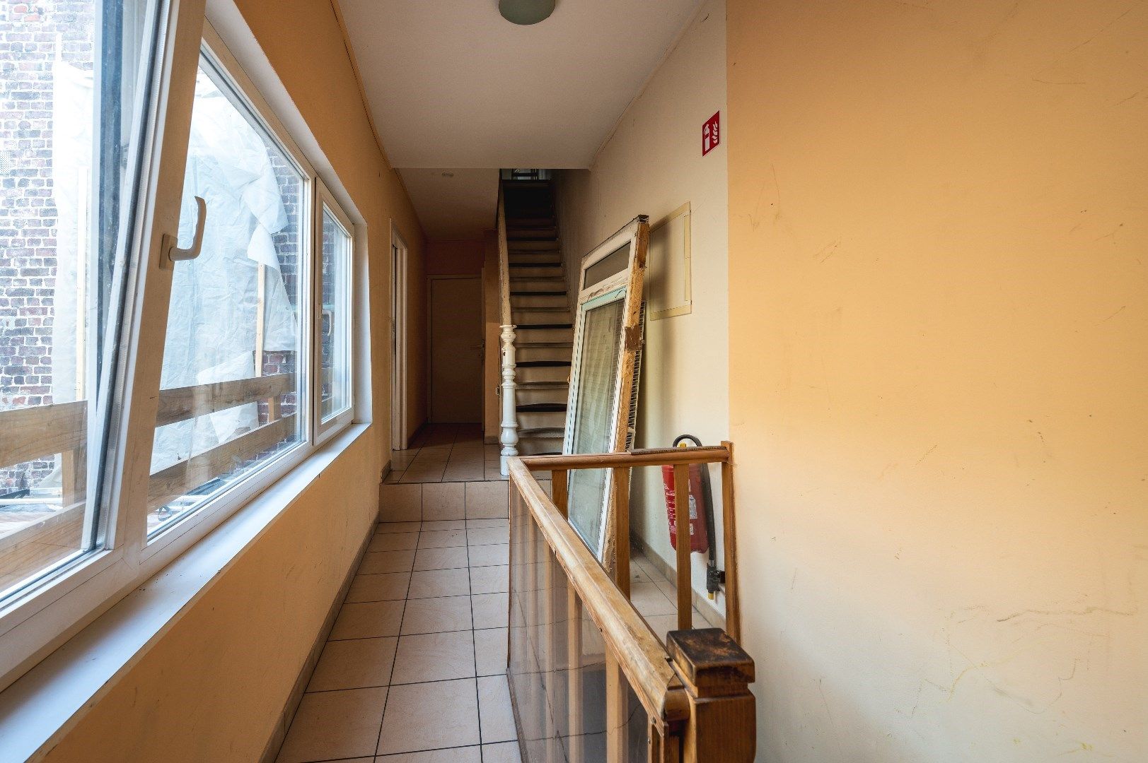 Duplex appartement met nieuw terras, 3 kamers en veel ruimte foto 15
