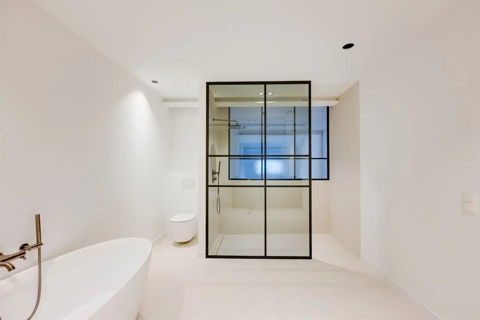 Industriële loft met 3 slaapkamers foto 13