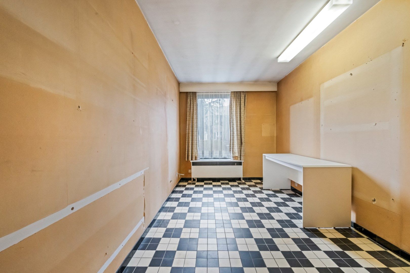 Ruime stadswoning met 6 slaapkamers in centrum Torhout foto 15