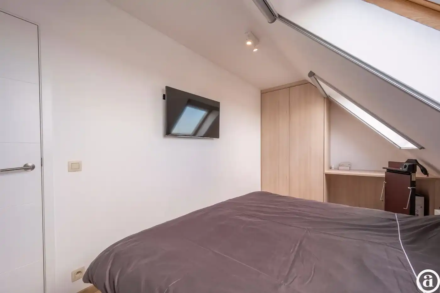 Zonnig duplex-appartement met 3 slaapkamers en garagebox.    foto 16