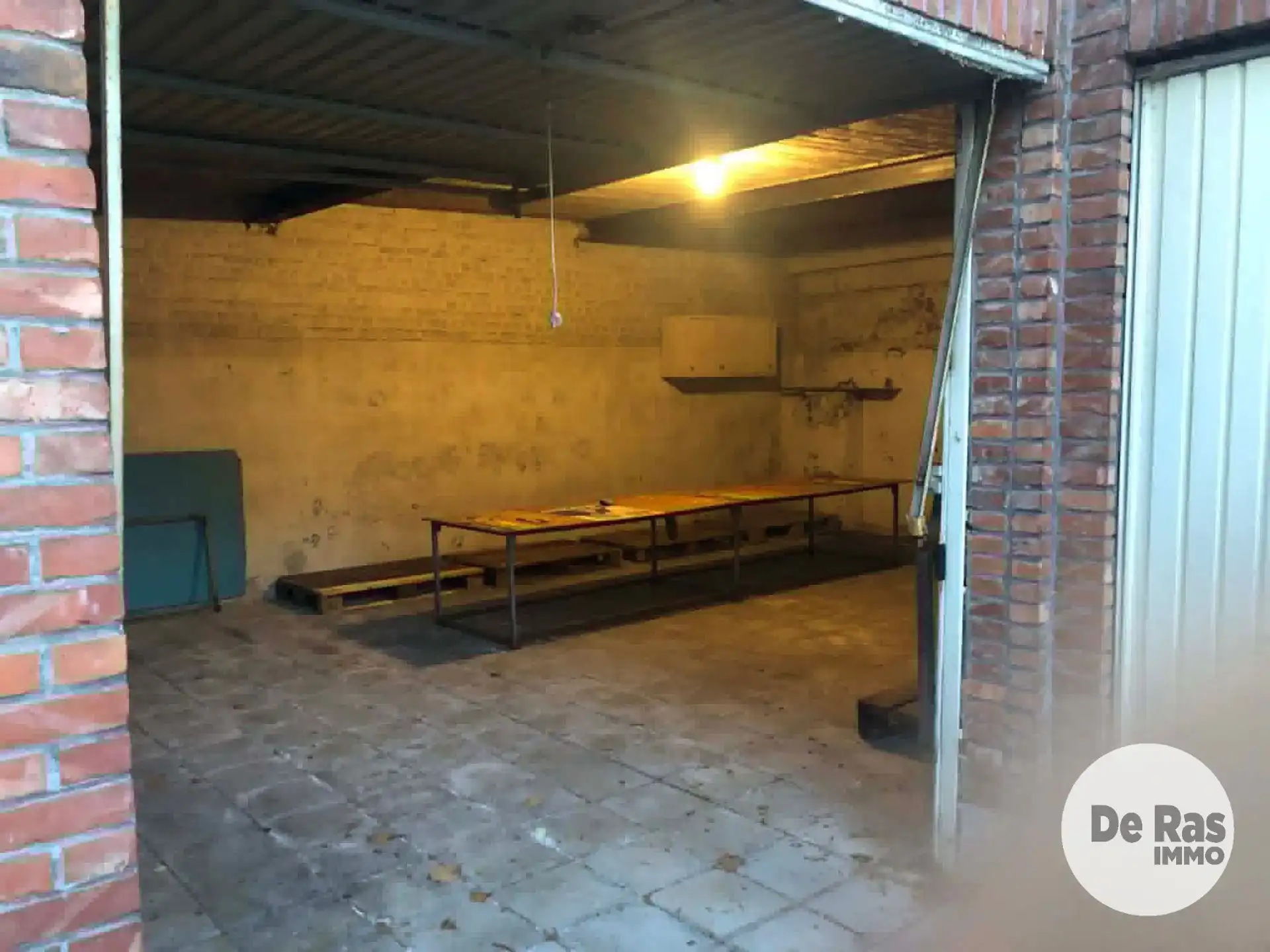 AALST- Gesloten hoekgarage/ garagebox met extra ruimte! foto 9
