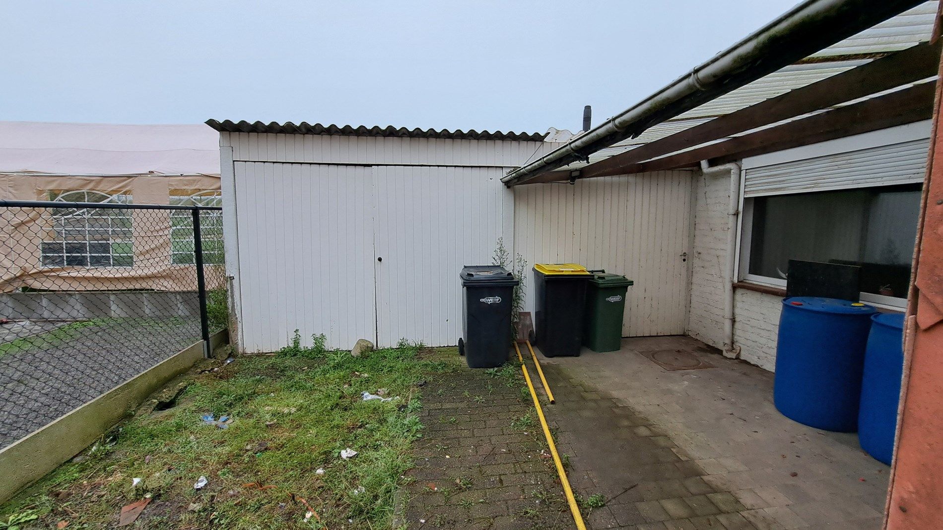 Te renoveren woning met 3 slaapkamers, garage en tuin foto 22