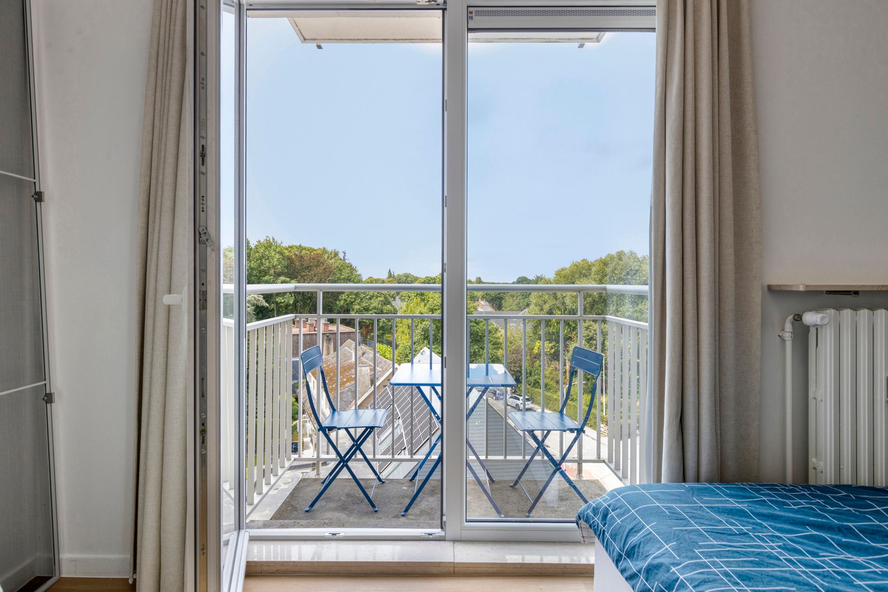 Centraal gelegen gerenoveerd appartement | Station Brugge foto 27