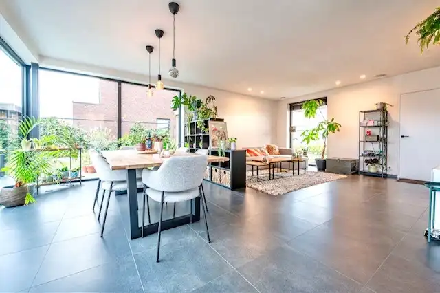 HALFOPEN BEN-WONING OP 323 M² foto 22