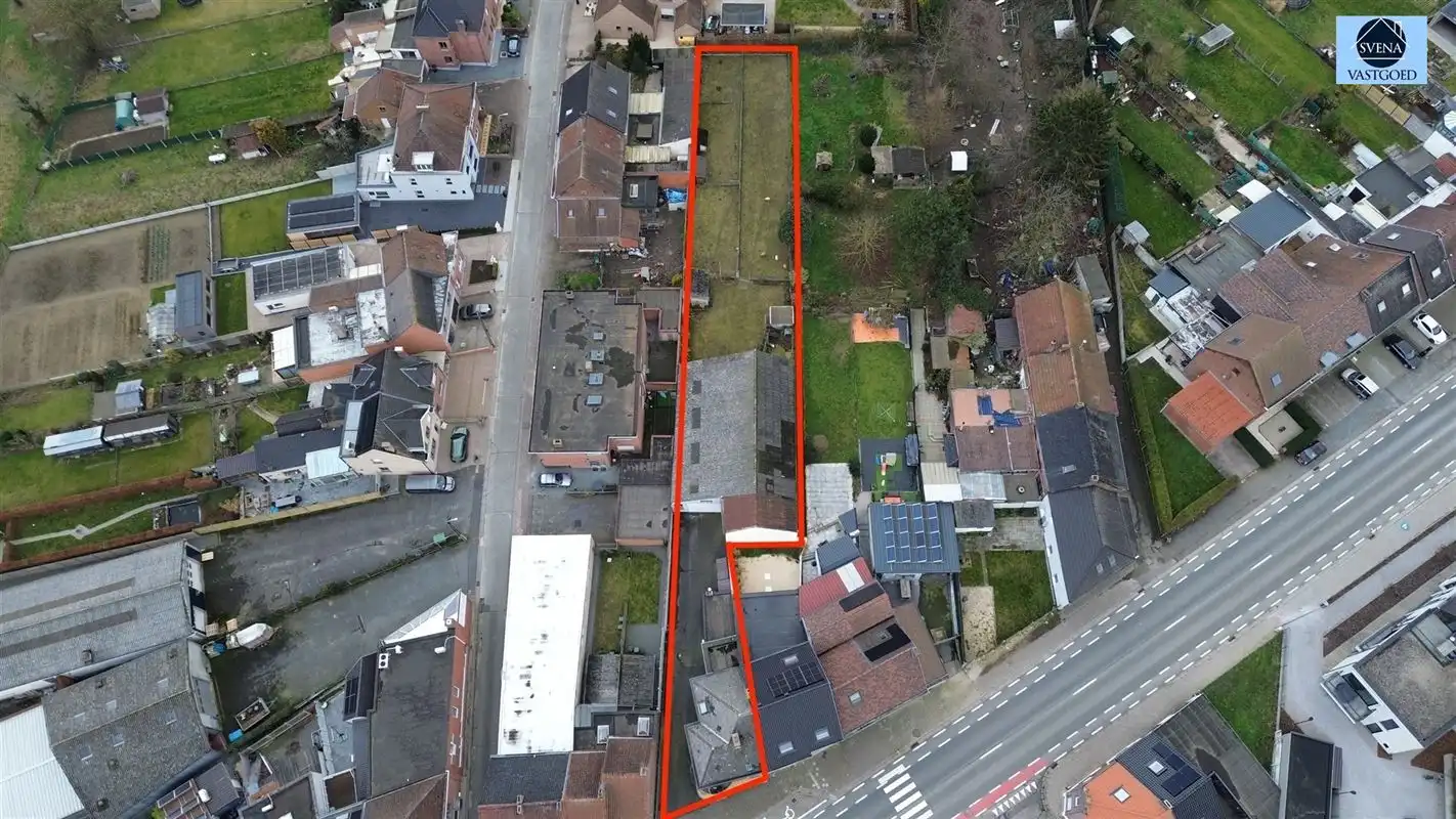 SOLIDE CHARMANTE WONING MET 3 KAMERS EN LOODS foto 4