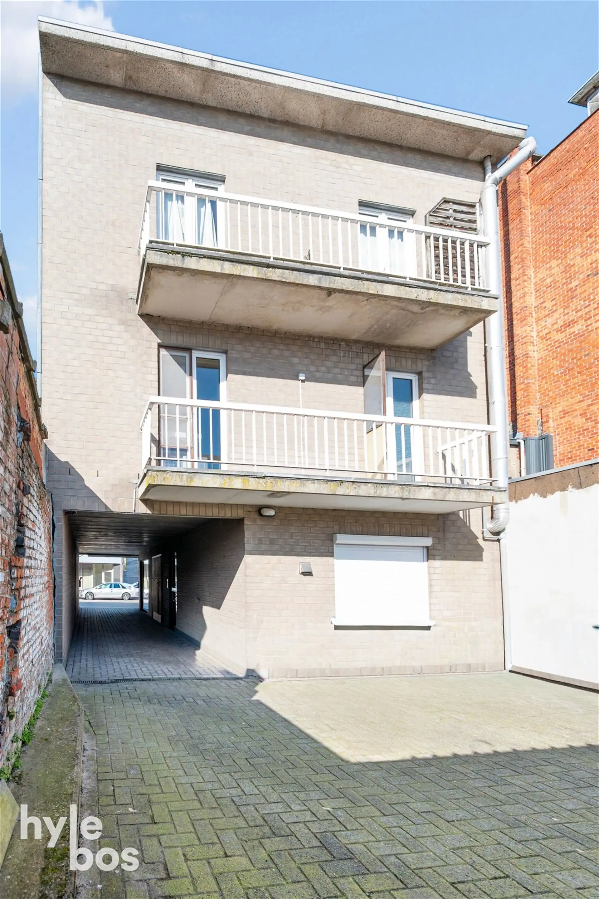 Ruim en centraal gelegen appartement met garage foto 20