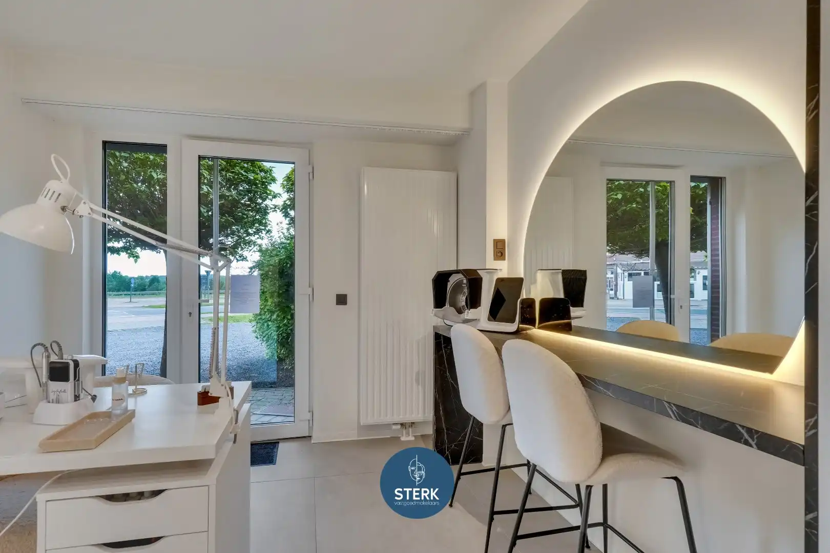 PAND MET 2 APPARTEMENTEN EN HANDELSRUIMTE TE BRIEGDEN-LANAKEN !  foto 17