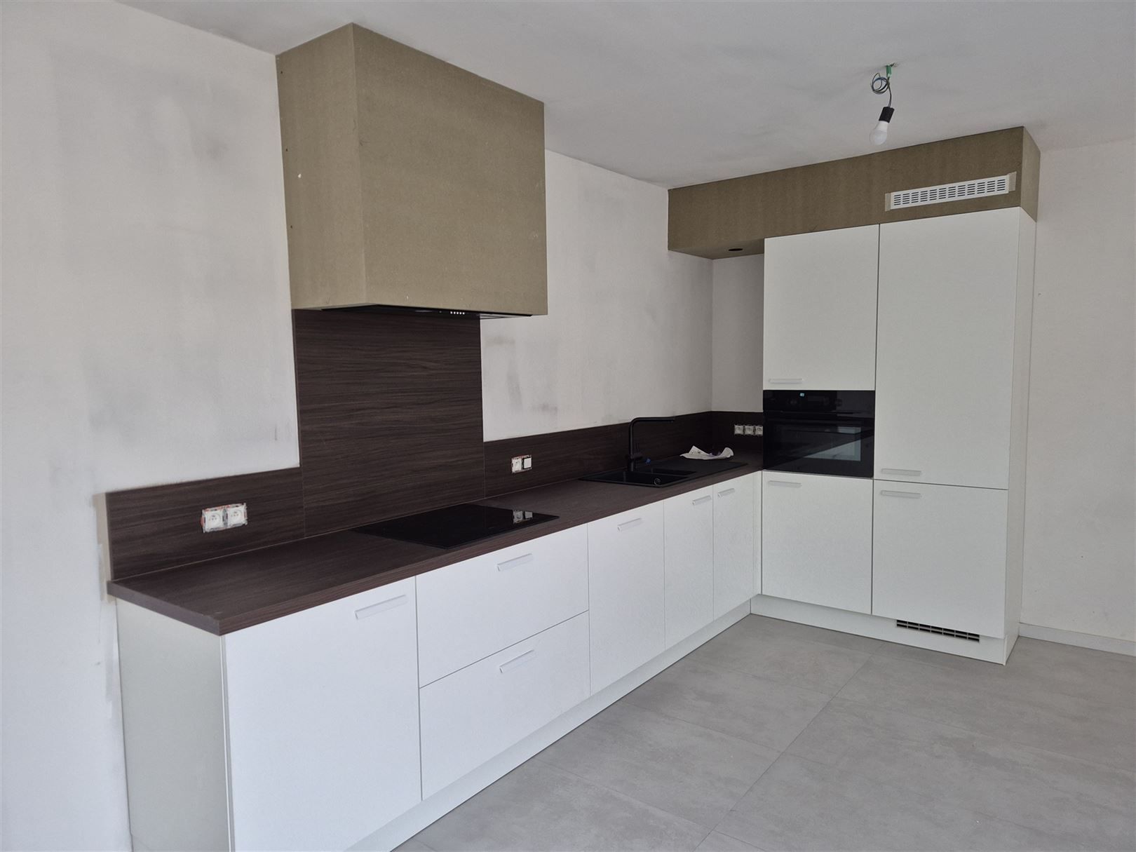 Volledig gerenoveerde, rustig gelegen woning met 4 slaapkamers. foto 9