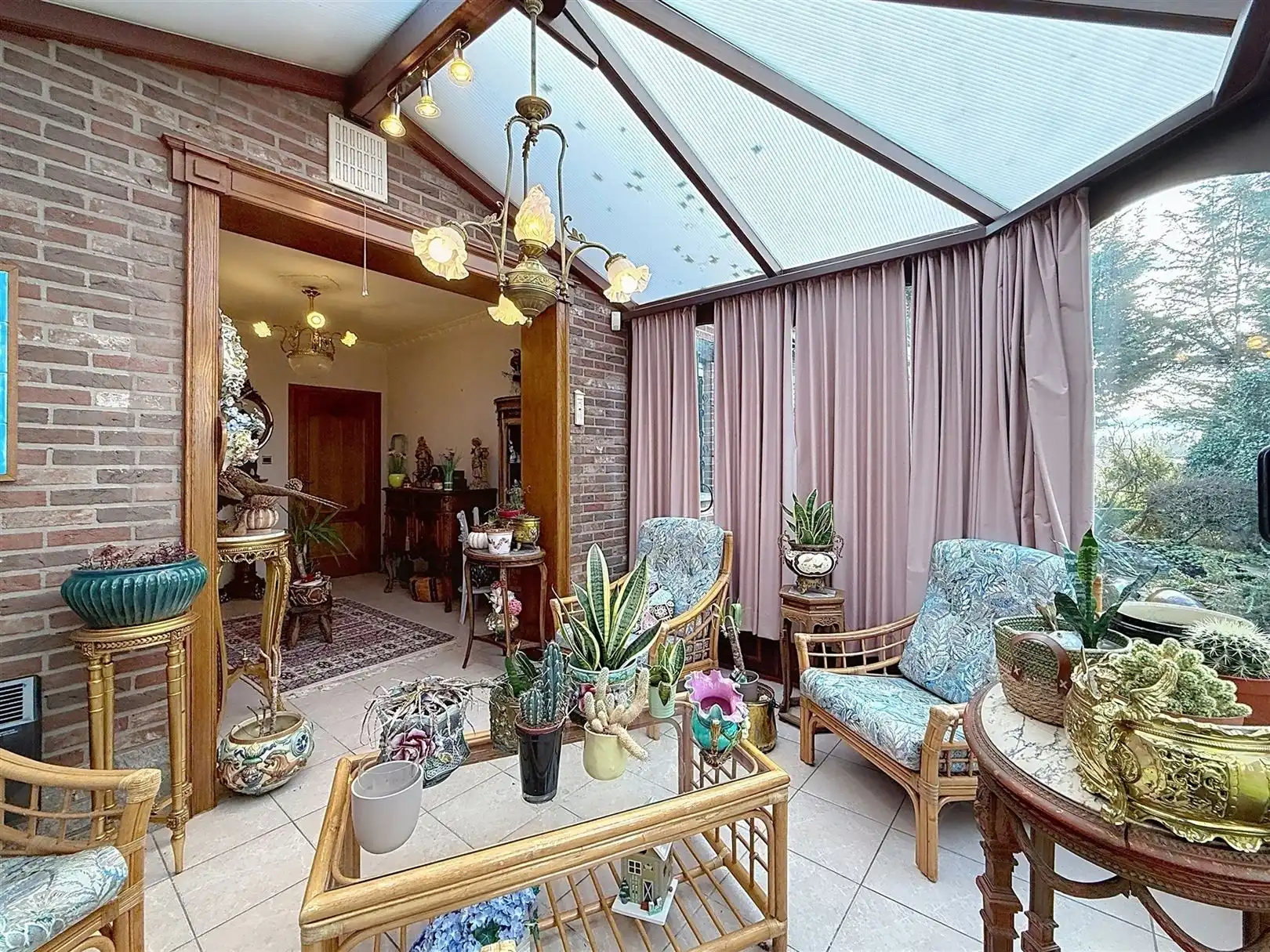 Op te frissen villa, 3/4 slpks + zolder, tuin en garages foto 23