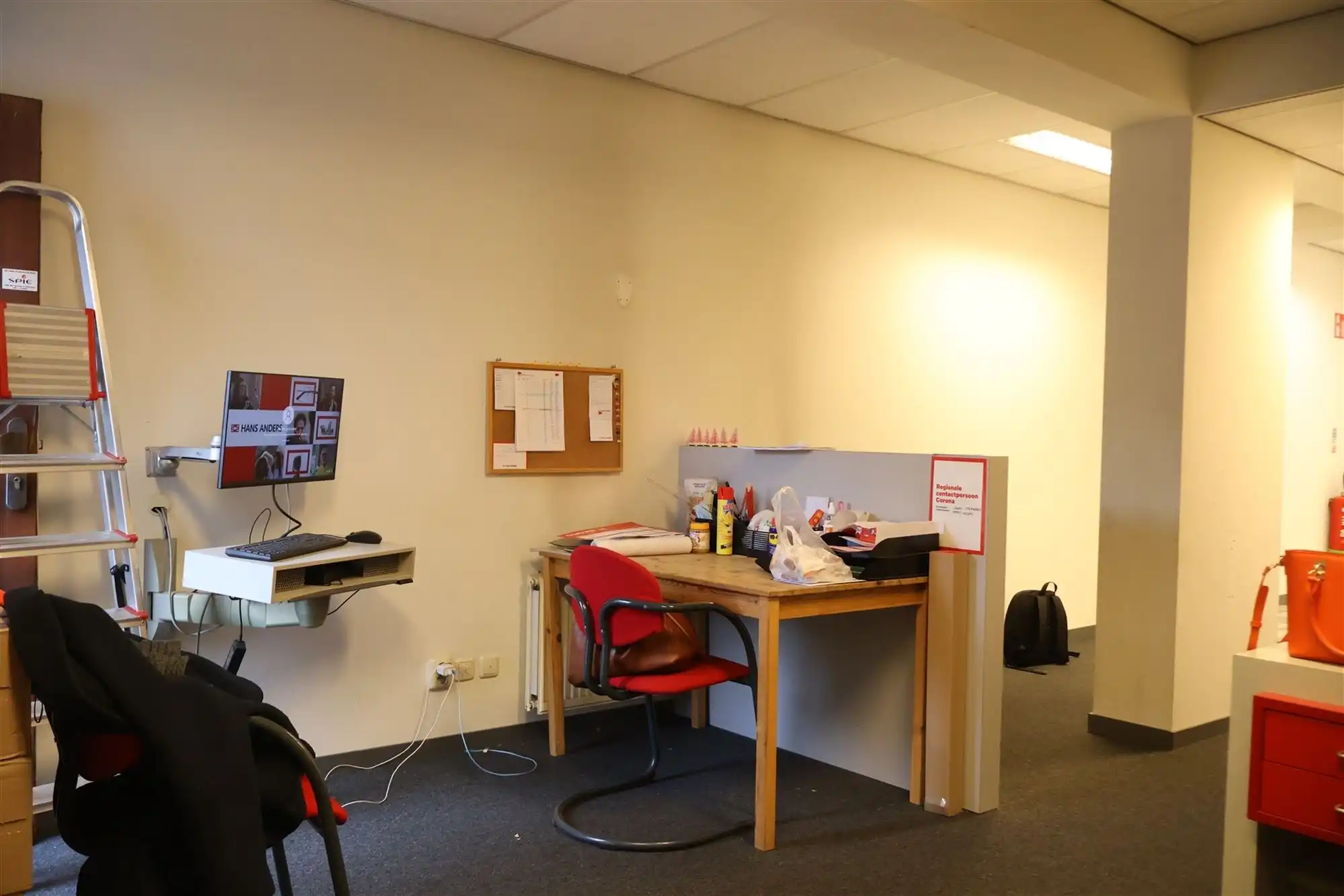 Opbrengsteigendom - handelshuis met te renoveren duplex + tuin + atelier foto 14