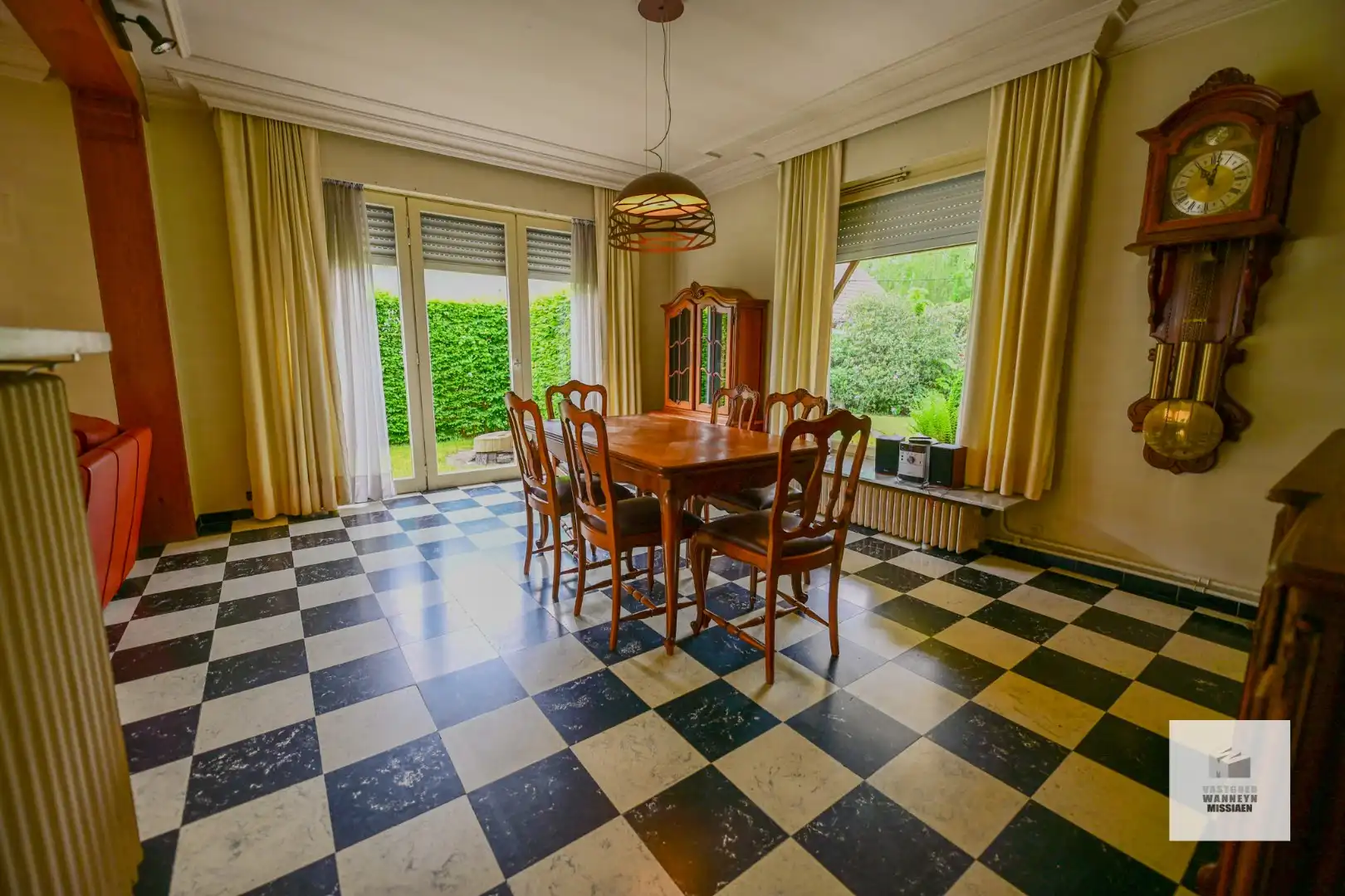 Open bebouwing met 4slpk op toplocatie  foto 5