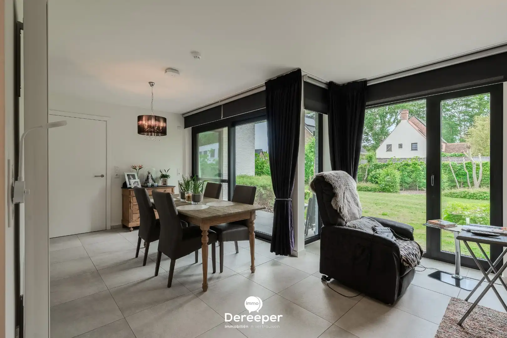 Zorgeloos wonen in stijl: instapklare serviceflat in Residentie Stuyvenberg foto 3