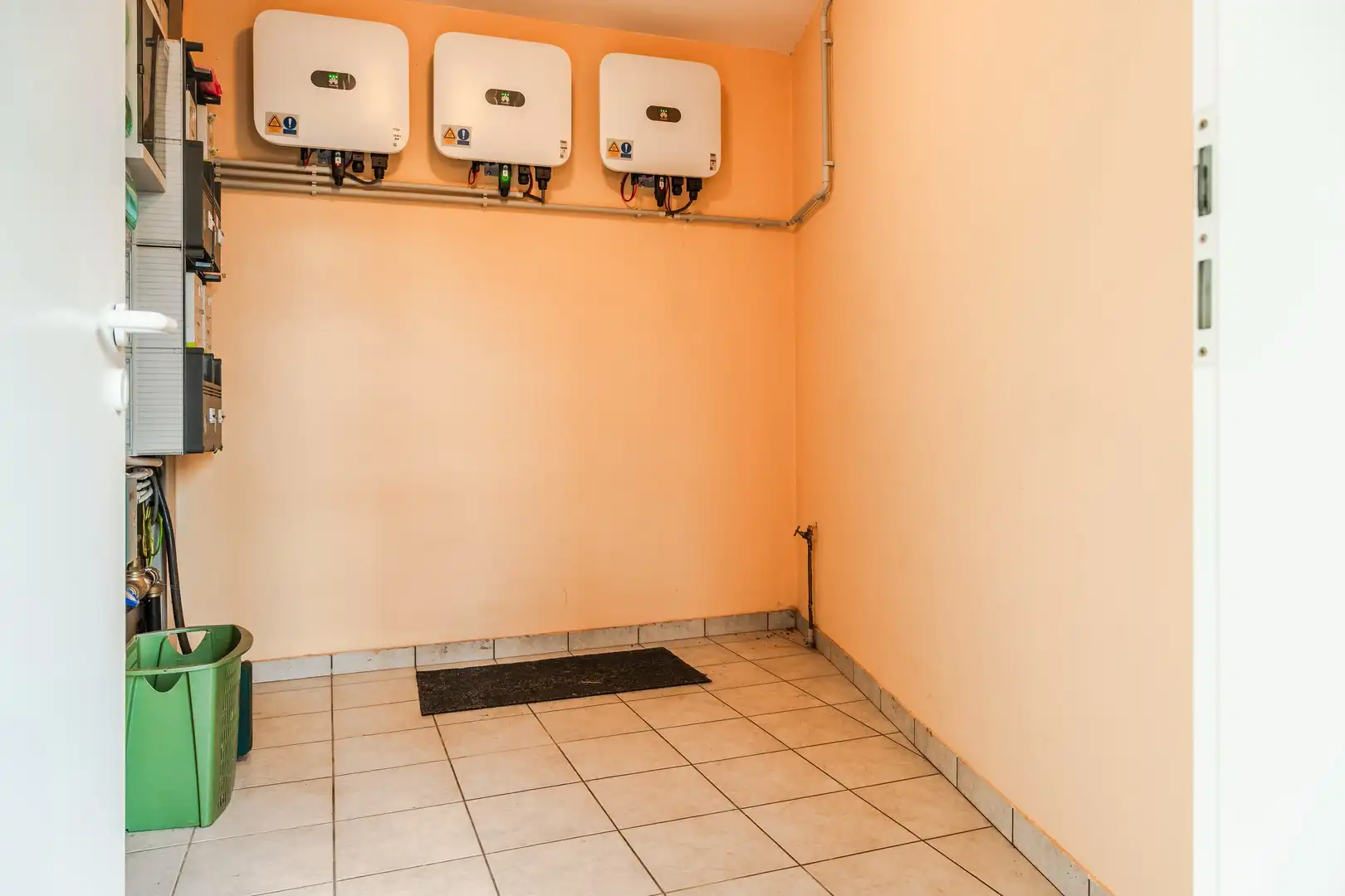 Centraal en rustig gelegen appartement met garage foto 5