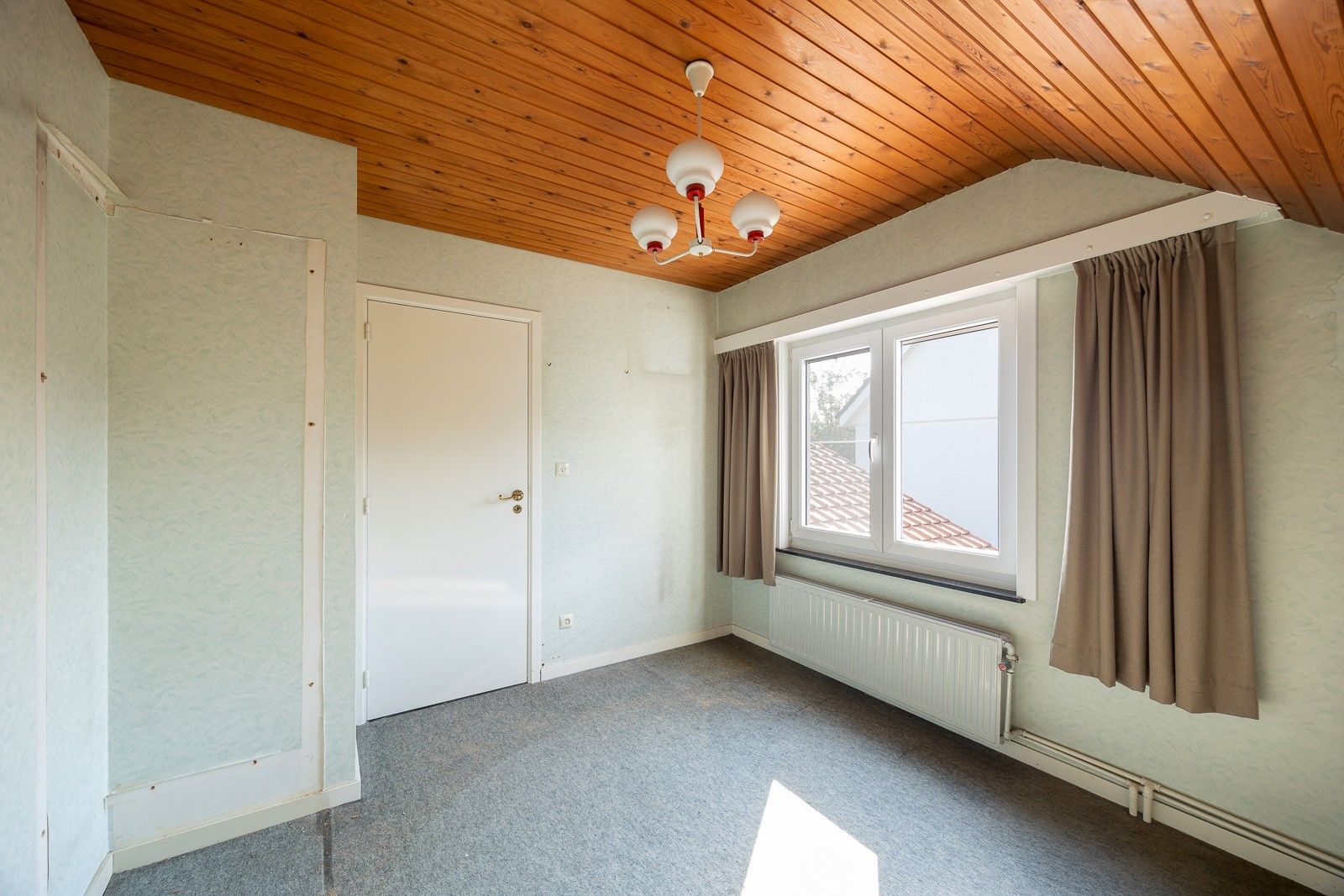 Charmante woning met mogelijkheden op een prachtig perceel. foto 11