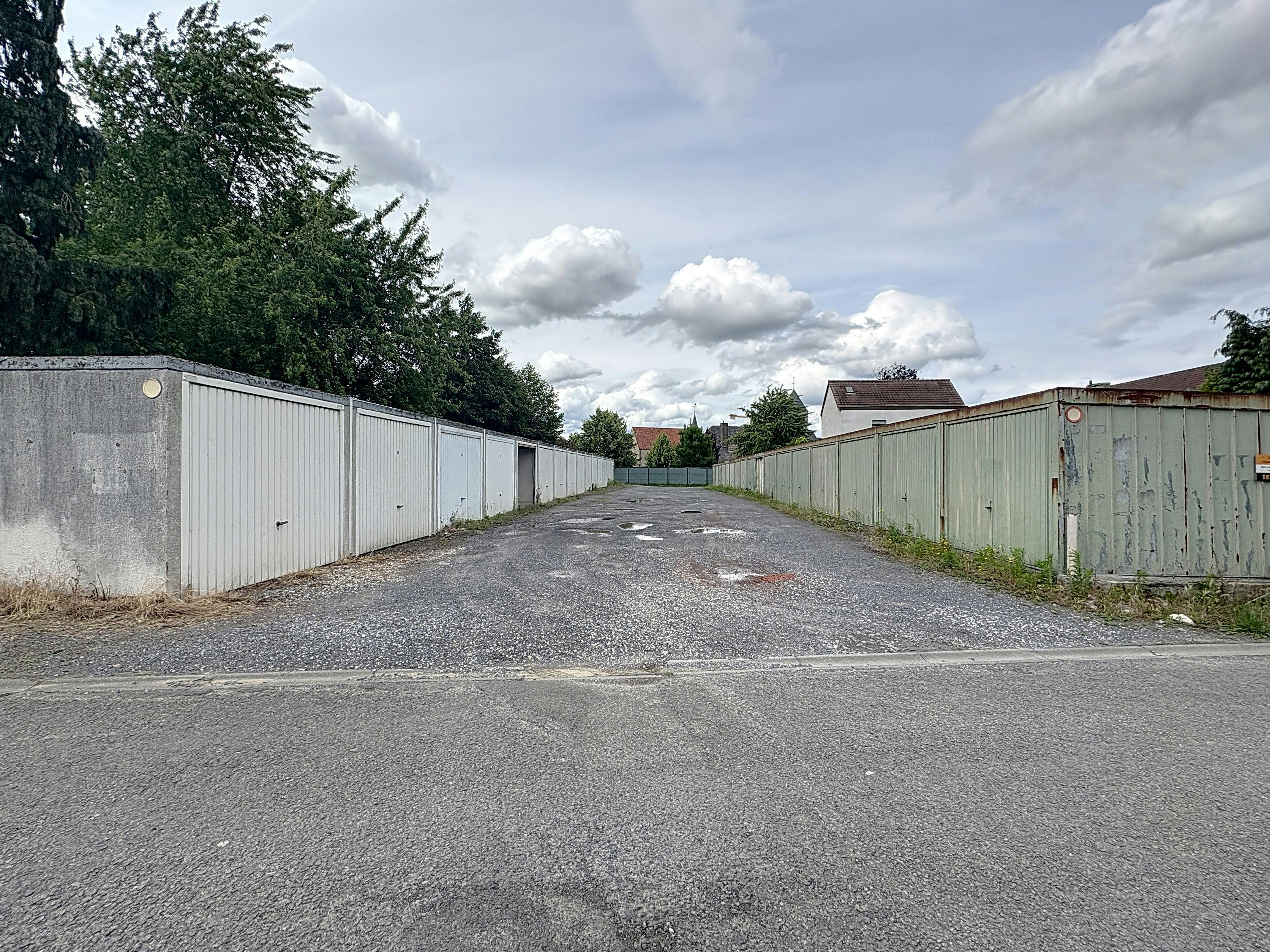 Opbrengsteigendom: garageboxen te koop in Sint-Eloois-Vijve foto 5