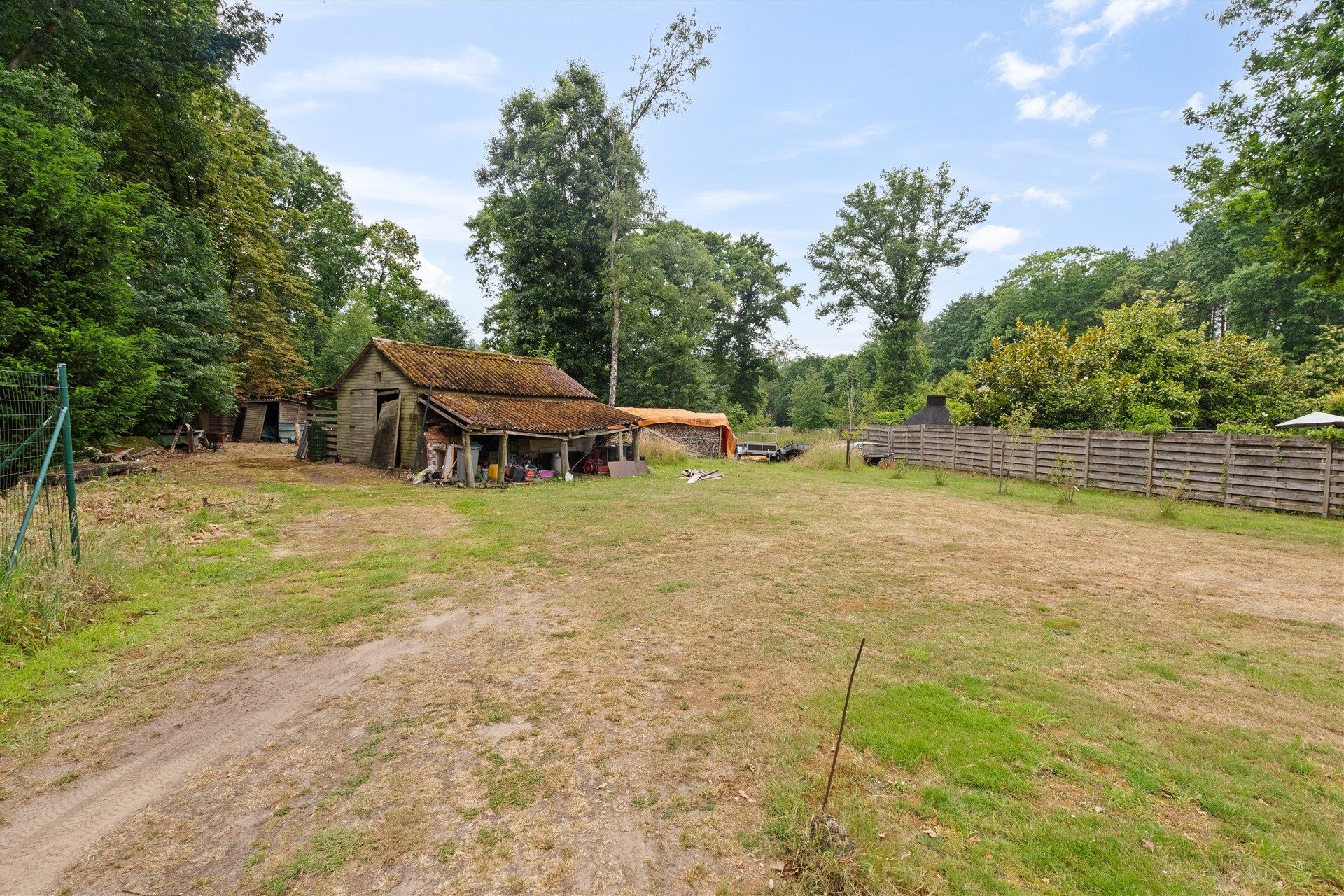 Open bebouwing -verder af te werken- op 3.237m² foto 5