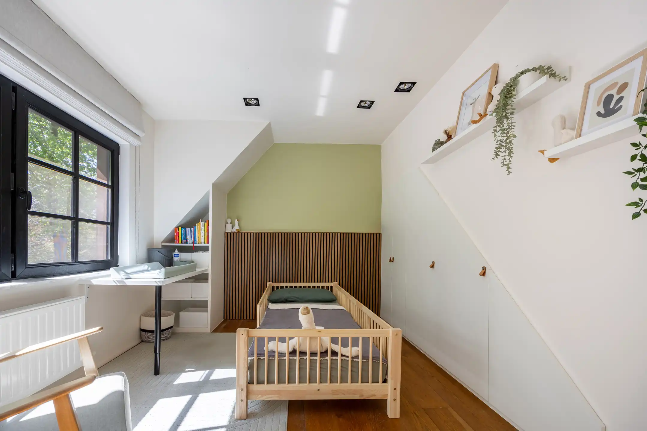 Stijlvolle woning op groene toplocatie nabij het centrum foto 34