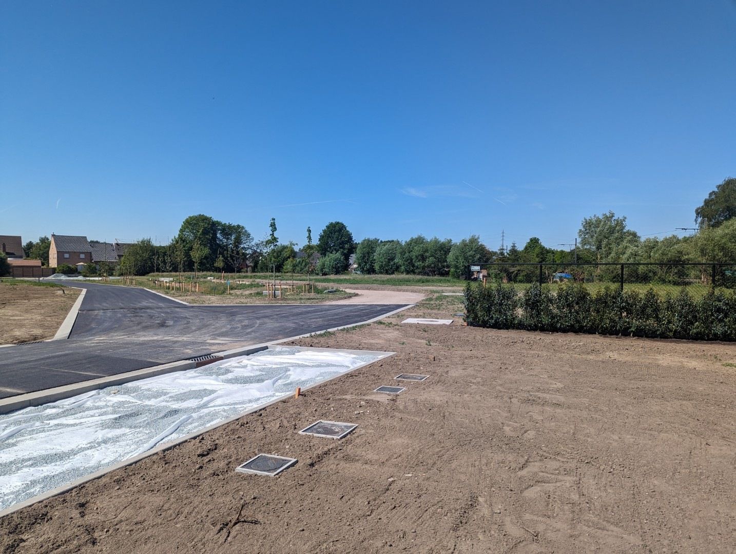Bouwgronden voor open bebouwing te koop in Ruisbroek foto {{pictureIndex}}