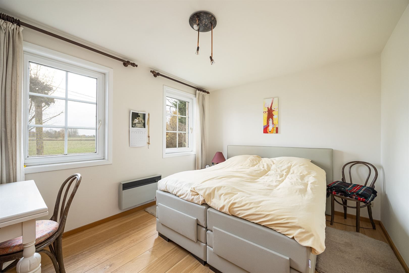 Ruime woning met 3 slaapkamers en grote tuin! foto 8