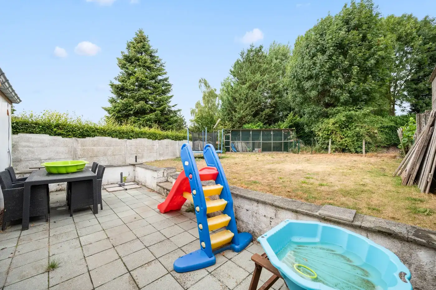 Half te renoveren rijwoning met 3 slpks met tuin, terras en 4 parkeerplaatsen. foto 25