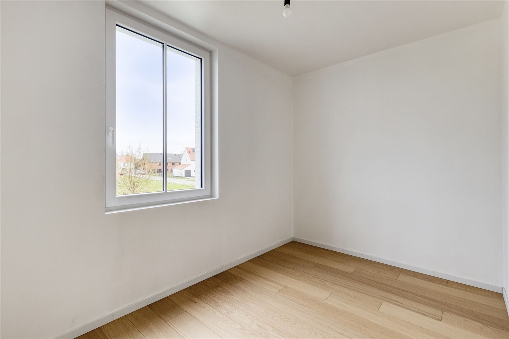 Nieuwbouwwoning foto 13