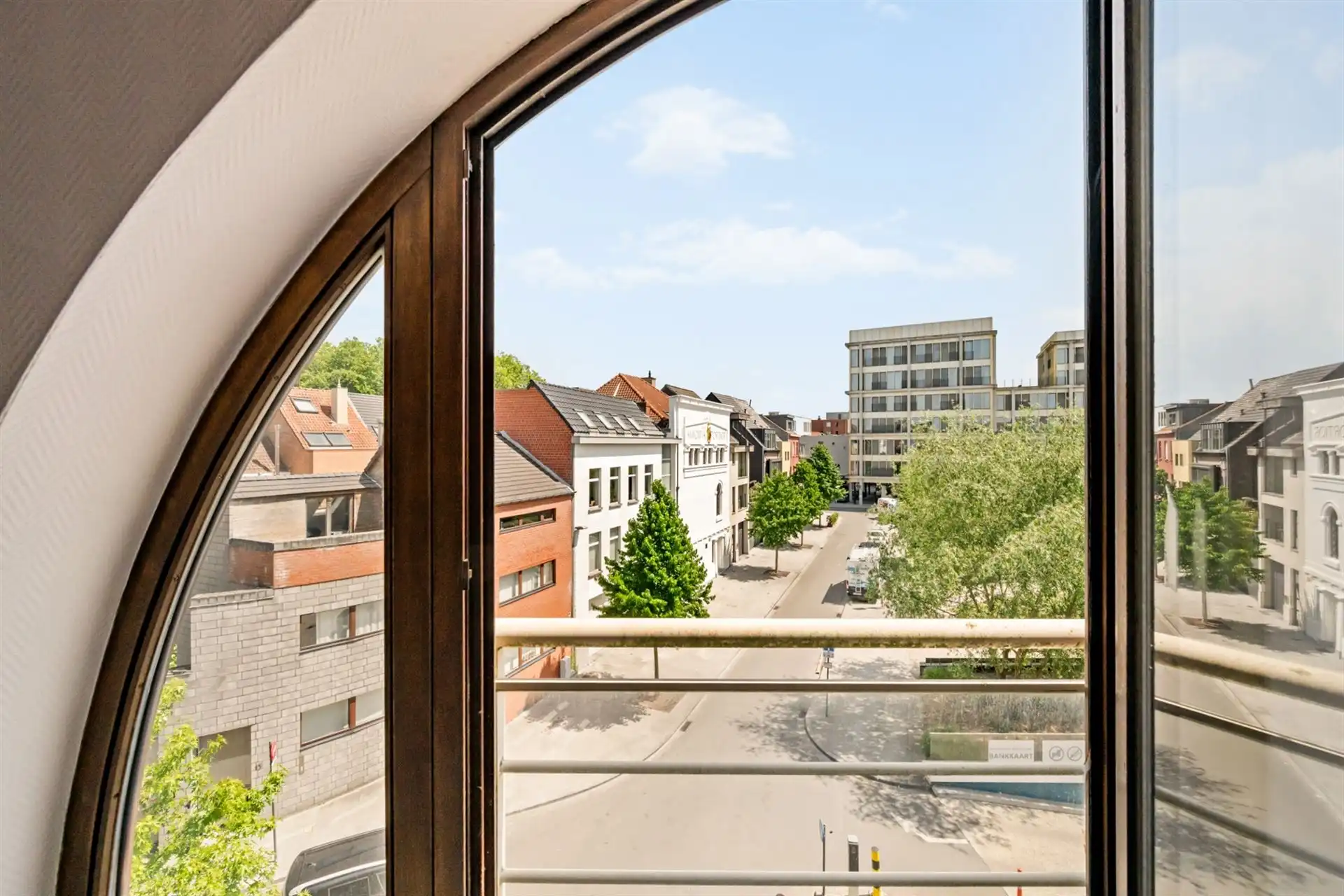 Topgelegen 2 SLK-appartement met veel potentieel foto 3