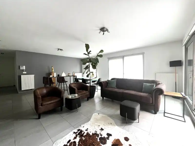 Ruim modern appartement in centrum met terras! foto 3