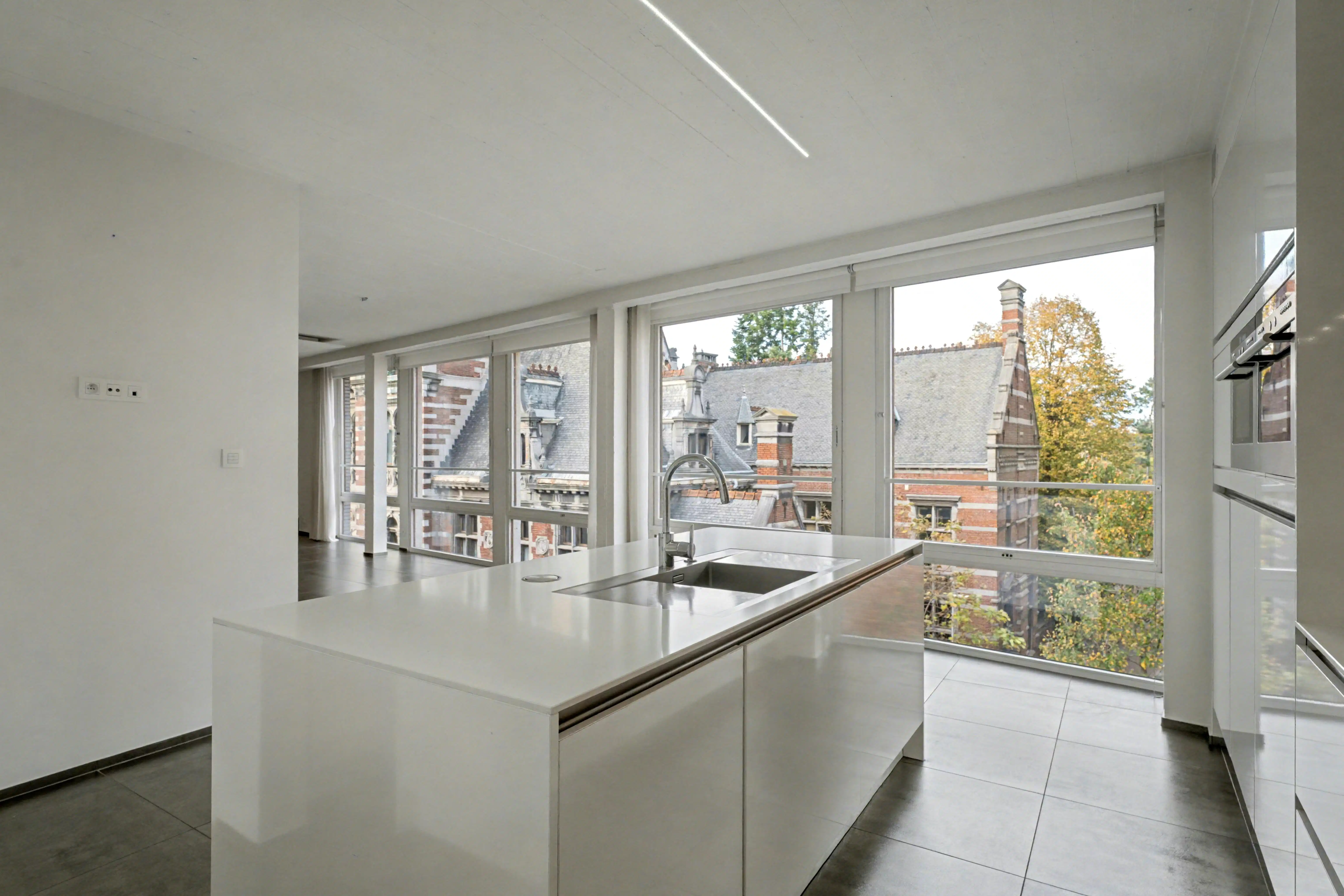 Exclusief duplex-penthouse met adembenemend terras in hartje Hasselt foto 12