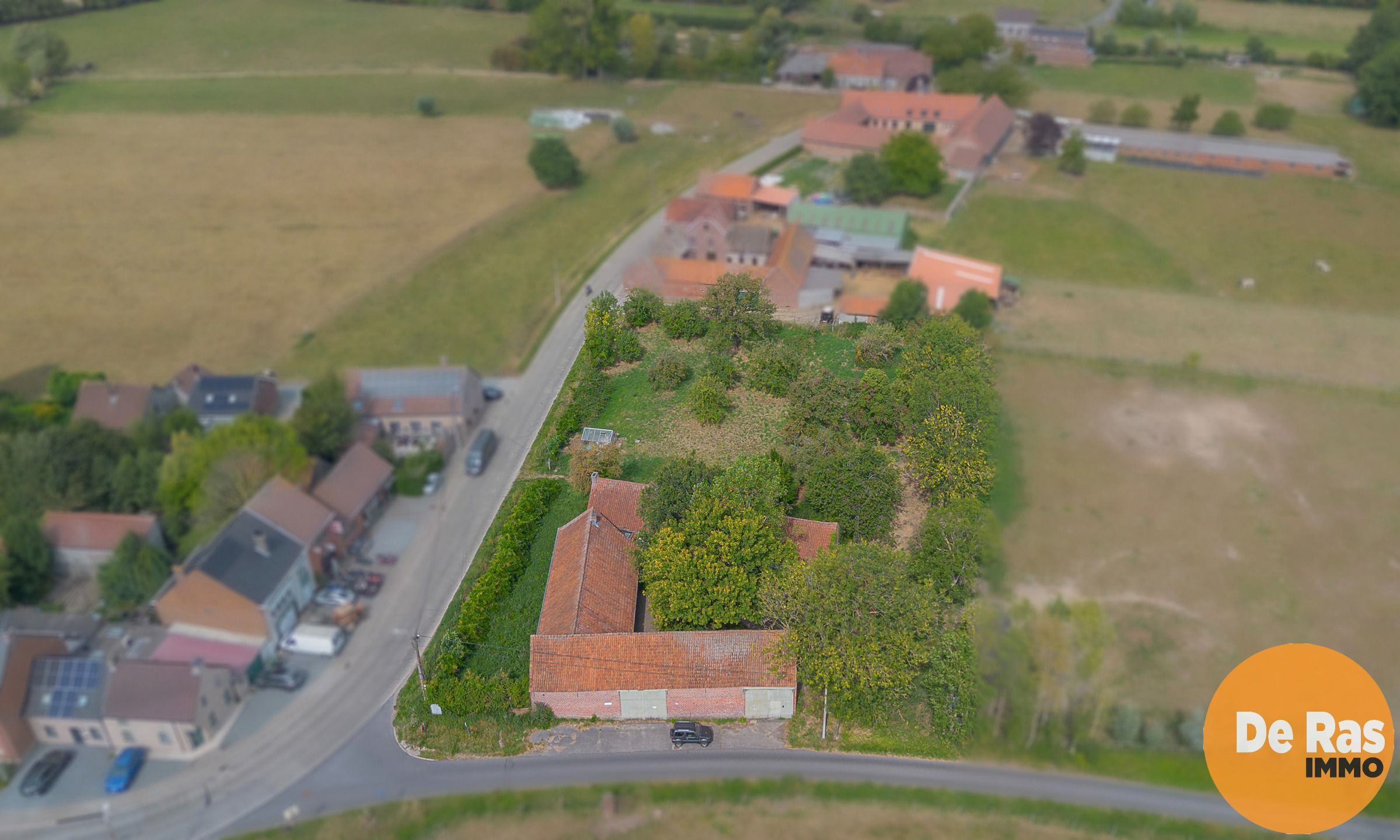 AAIGEM - Prachtige vierkantshoeve foto 8